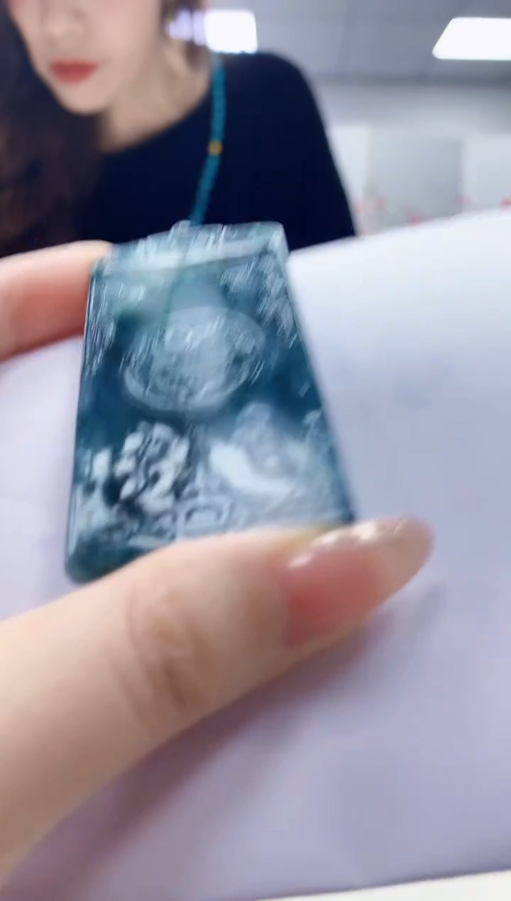 未镶嵌定制翡翠果****04829jw-毛货挂件84