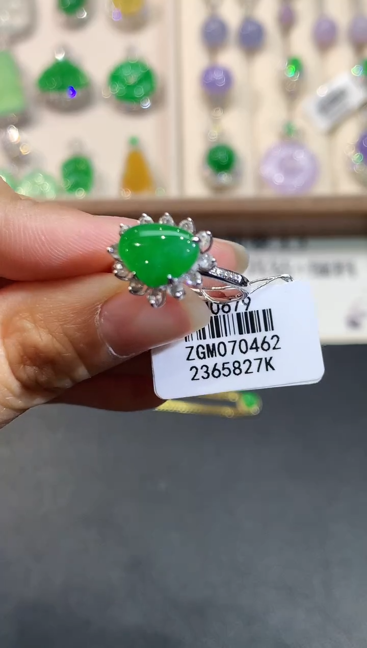 【闪购商品】翡翠戒指18K金镶嵌GM0679