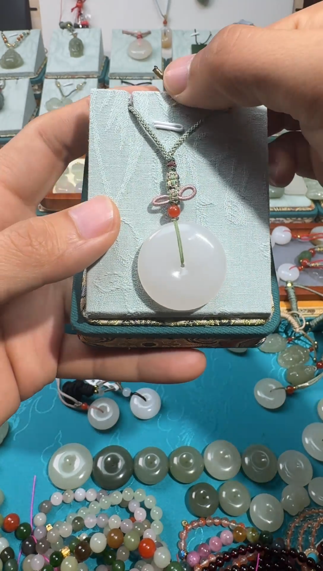 【闪购商品】和田玉颈饰未镶嵌30平安扣