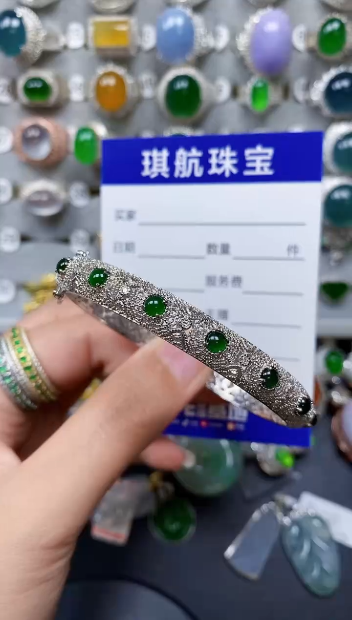 【闪购商品】翡翠手镯银S925镶嵌0444