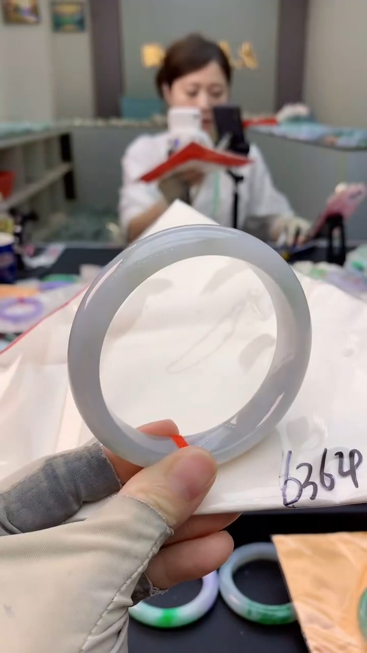 未镶嵌手镯翡翠0836071299