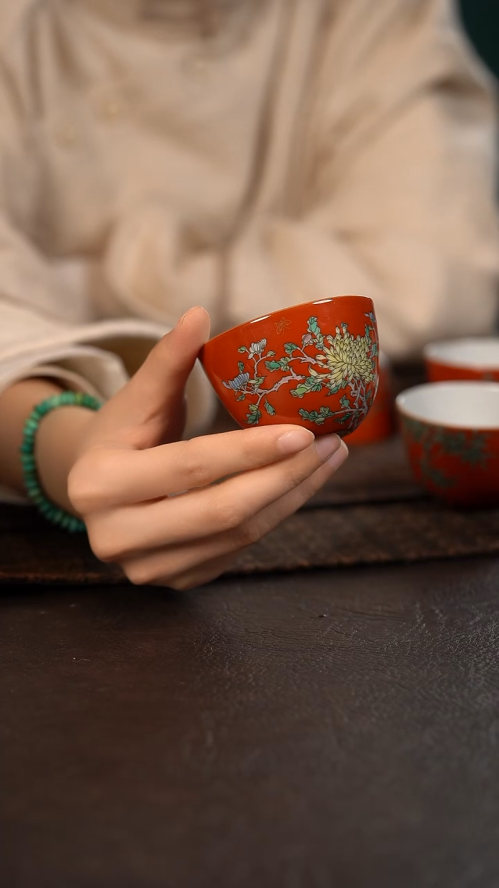 【闪购商品】杯云霞珍藏古彩珊瑚红菊花小缸杯