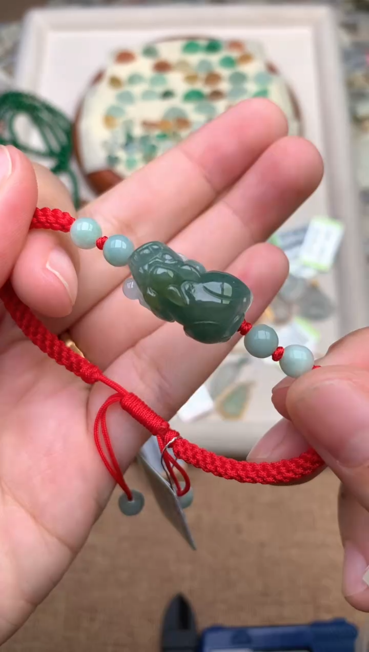 未镶嵌挂件翡翠一