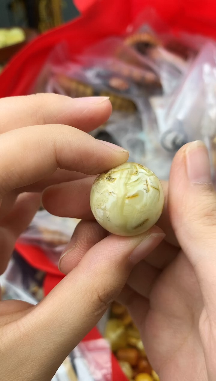 【闪购商品】未镶嵌琥珀珠宝奇石37