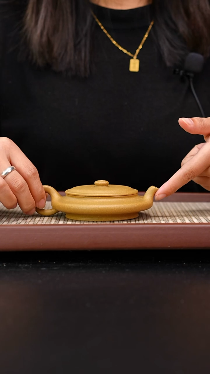 茶壶紫砂金黄段虚扁