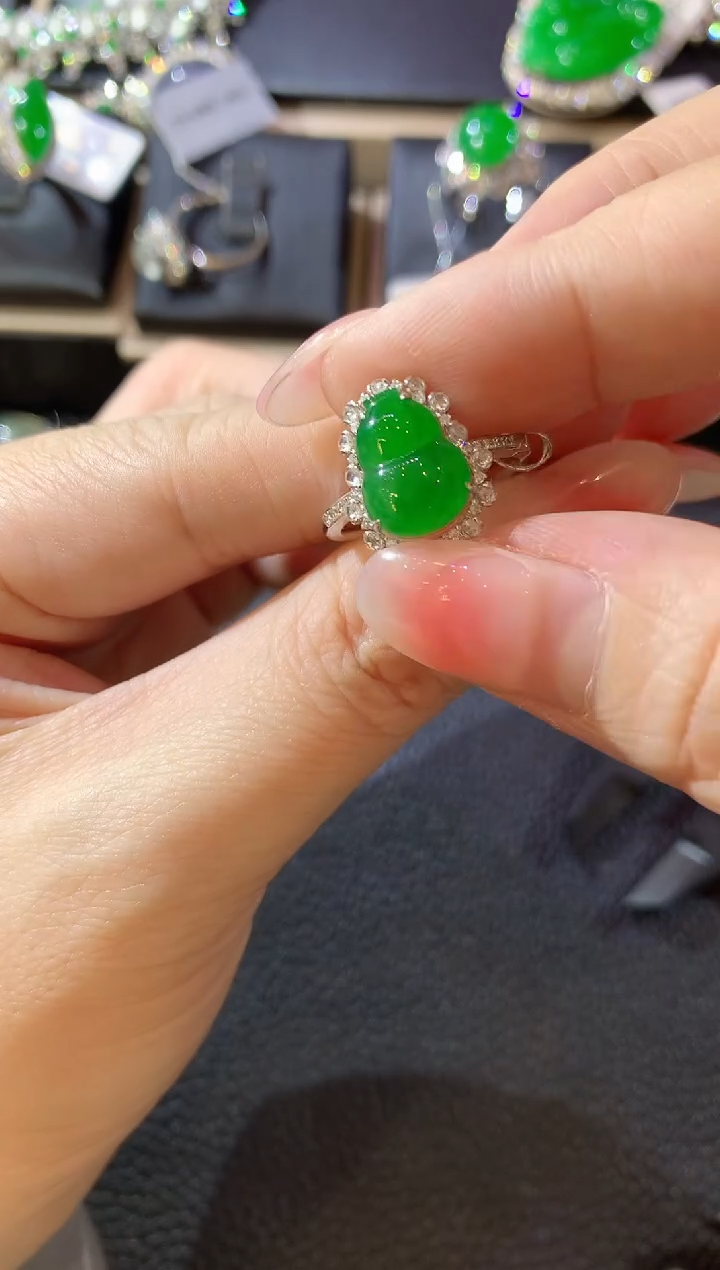 【闪购商品】翡翠戒指18K金镶嵌W163 翡翠