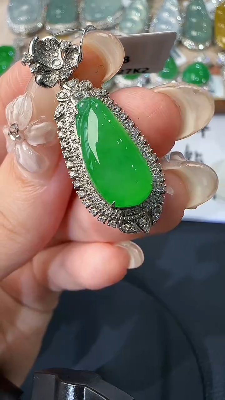 翡翠18K金镶嵌吊坠(不含链)24