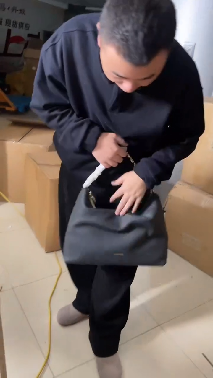 头层牛皮467品牌男包清货中（不要卡单，理性消费）