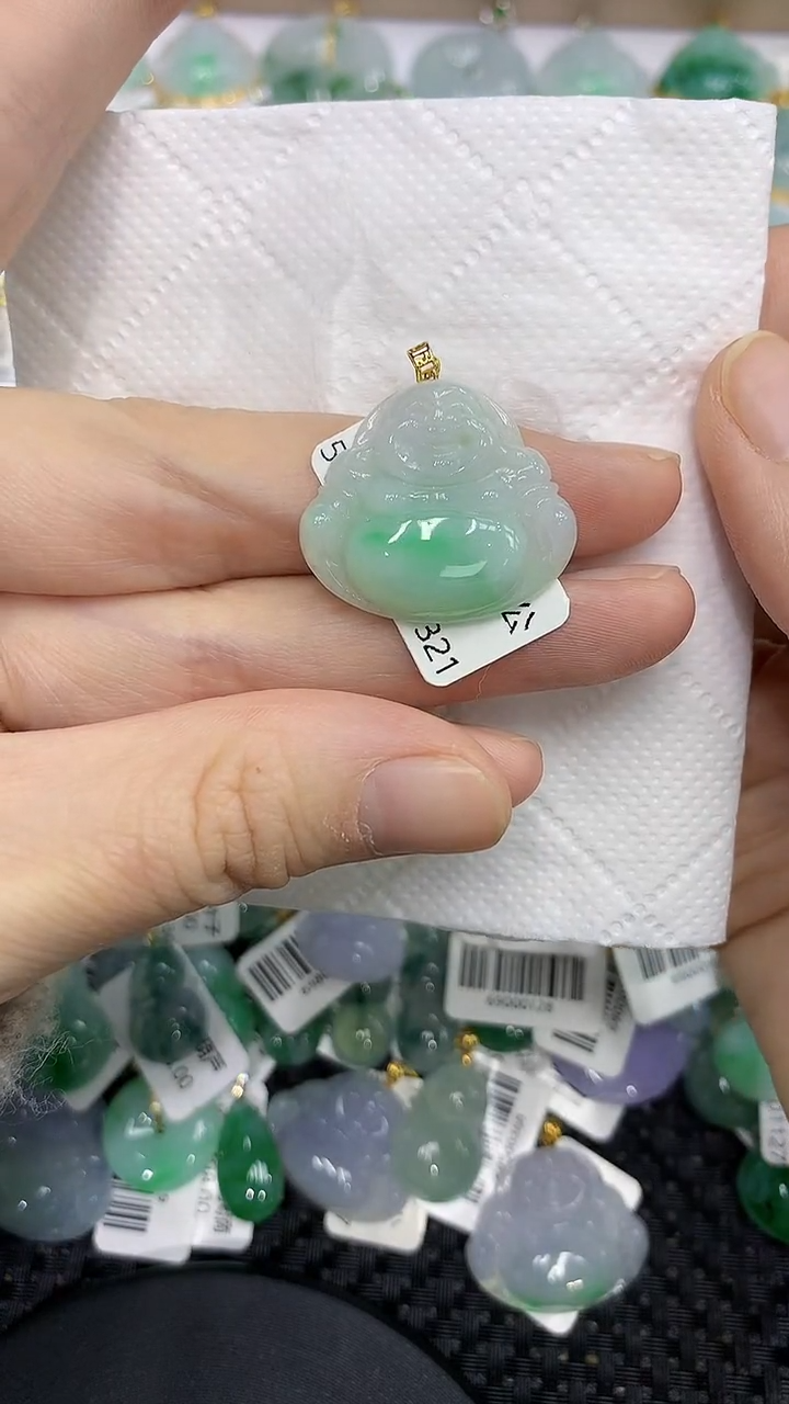 颈饰18K金镶嵌翡翠a货支持复检百元以上9元证书费自理