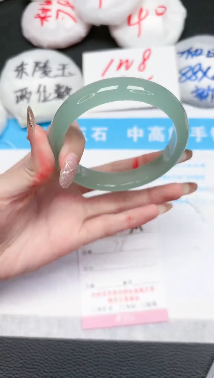 【闪购商品】石英质玉手镯未镶嵌501-62.8