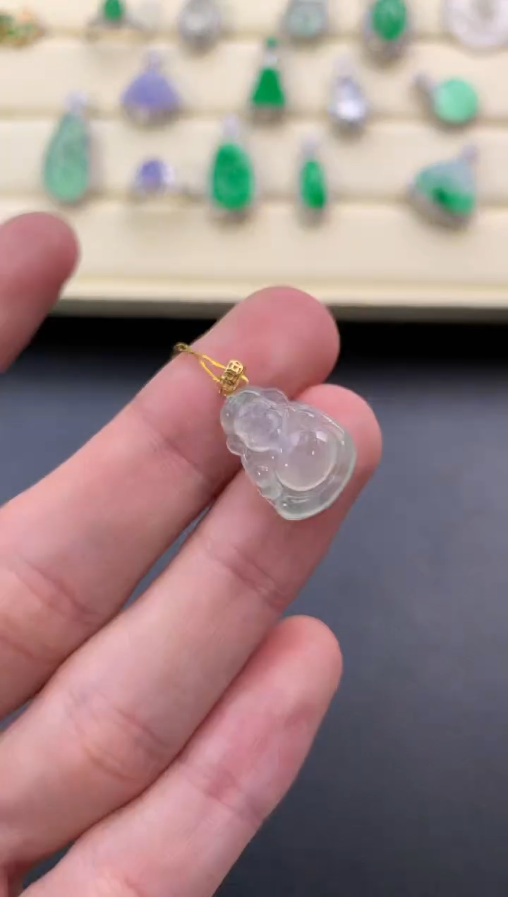 【闪购商品】翡翠颈饰18K金镶嵌D660