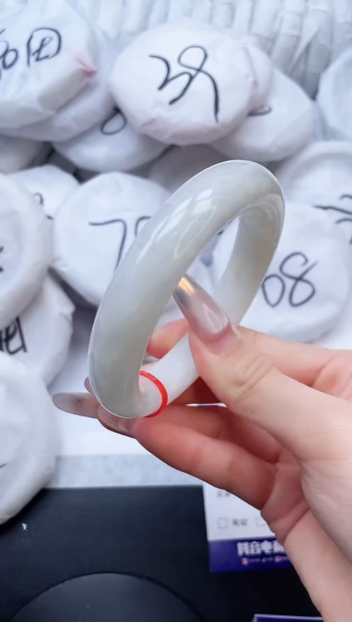 【闪购商品】和田玉手镯未镶嵌19L16-58