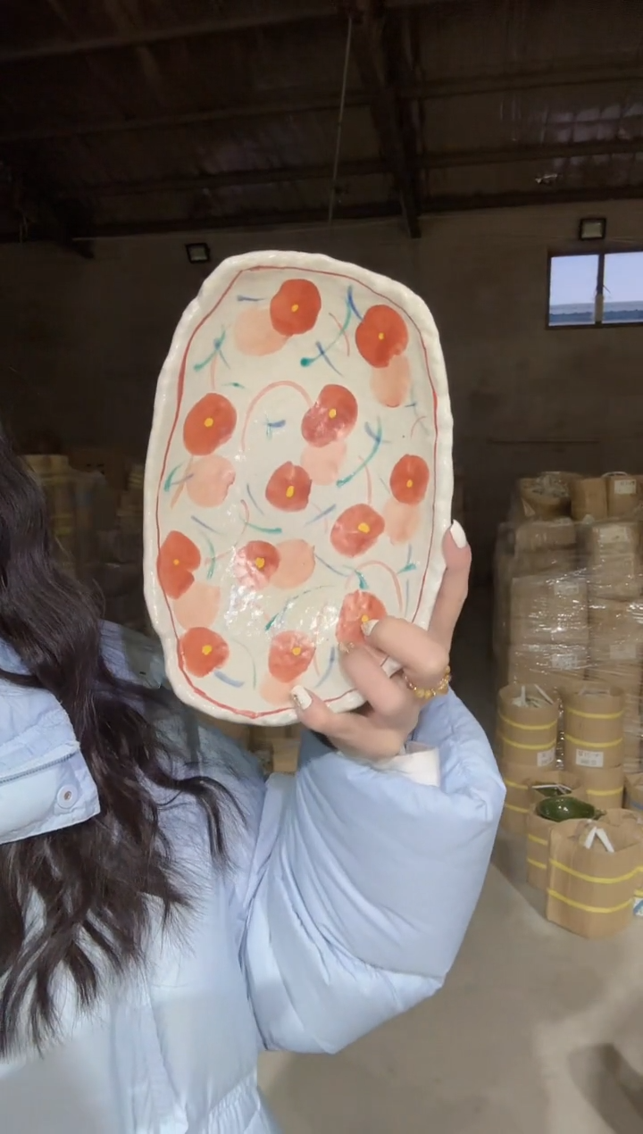 陶瓷手绘红果花椭圆深盘22cm*14.8cm