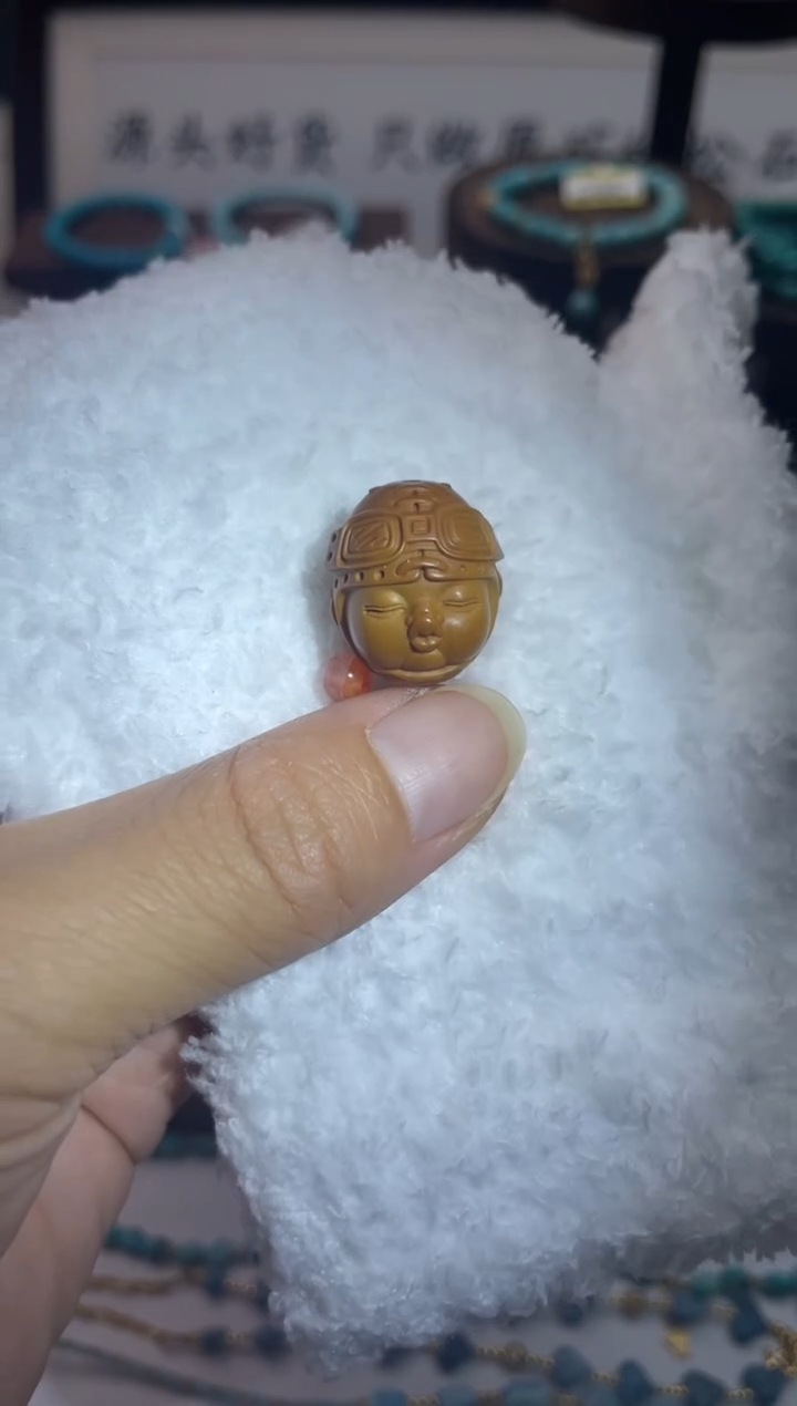 未镶嵌南红玛瑙珠宝奇石1