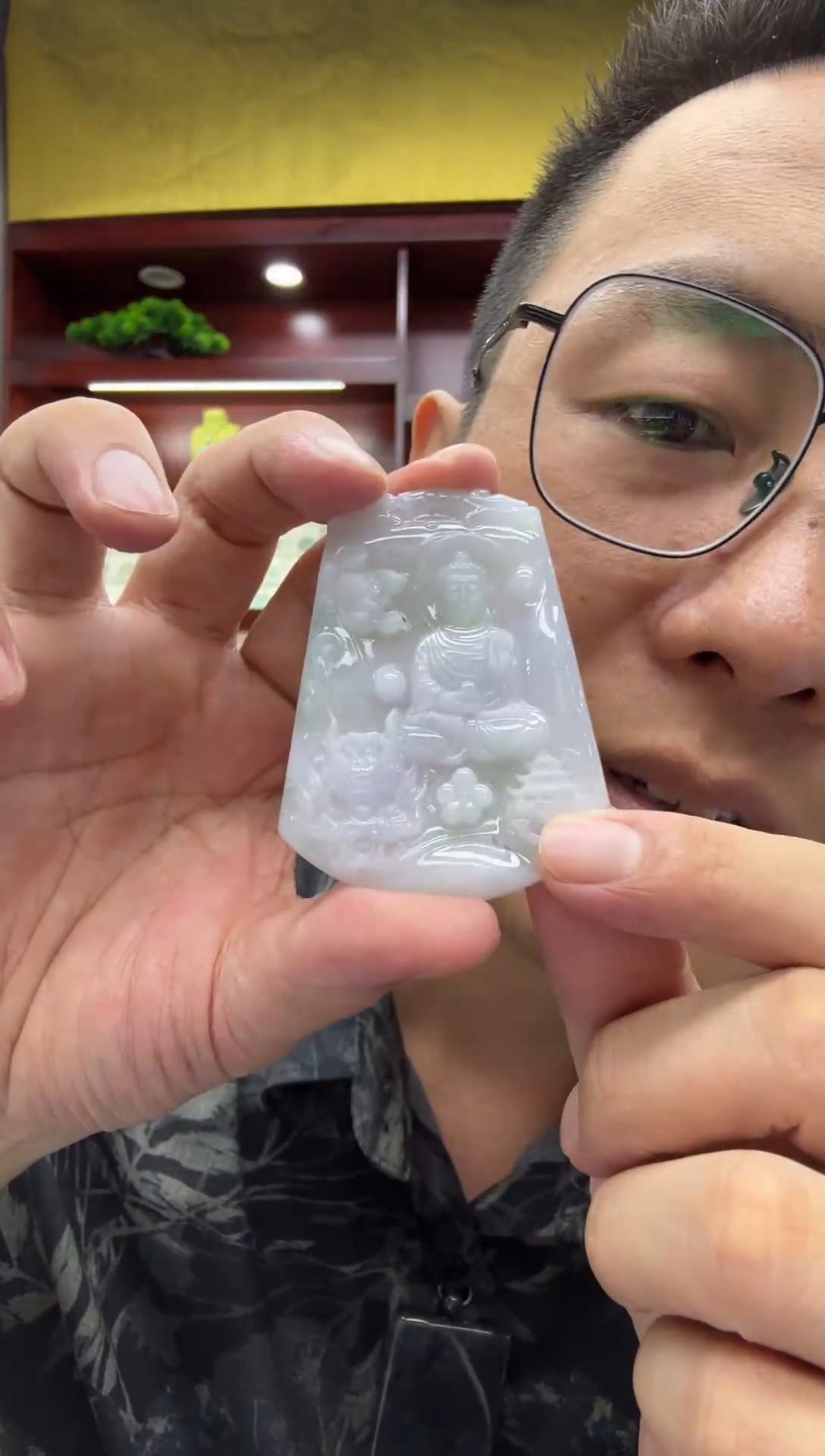 翡翠未镶嵌挂件A货翡翠多样性孤品