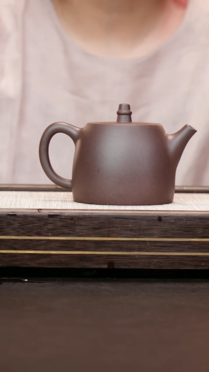 茶壶紫砂四号井底槽清 汉铎壶 