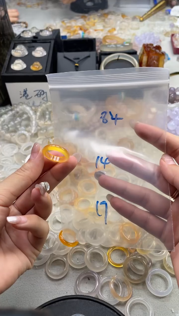 未镶嵌戒指玛瑙/玉髓ฉ****ณ84