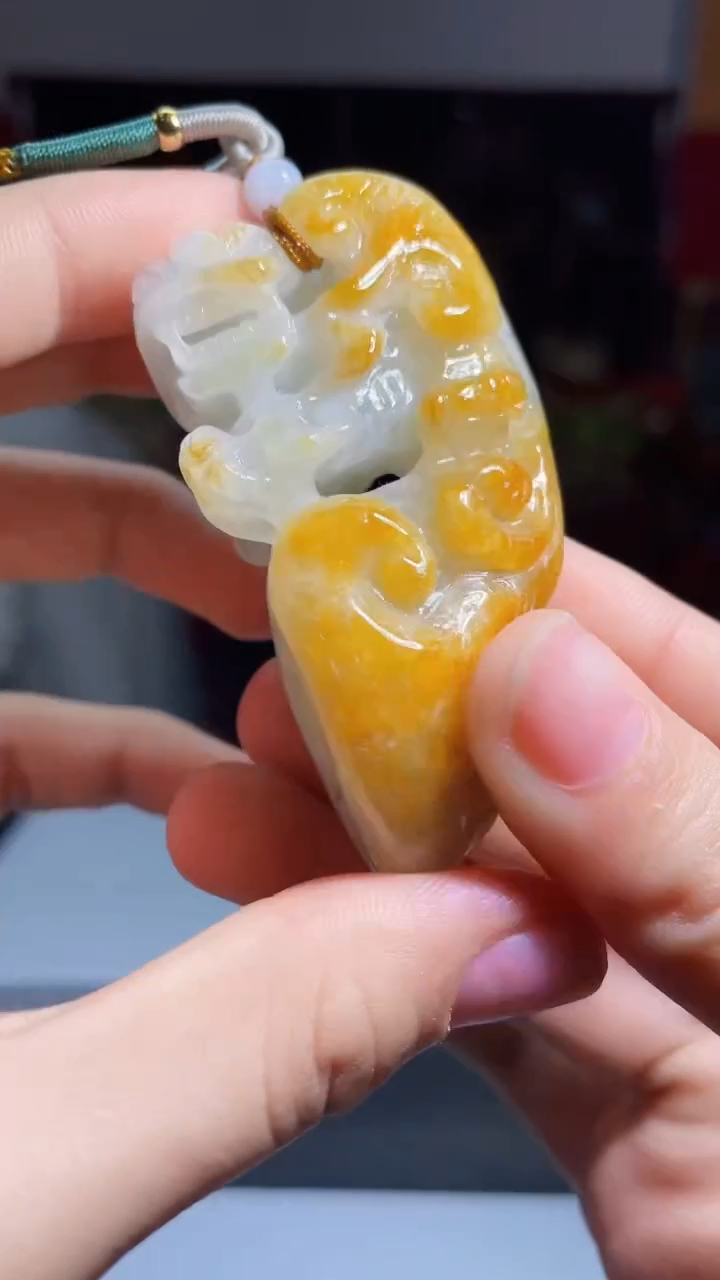 【闪购商品】翡翠吊坠(不含链)未镶嵌S40
