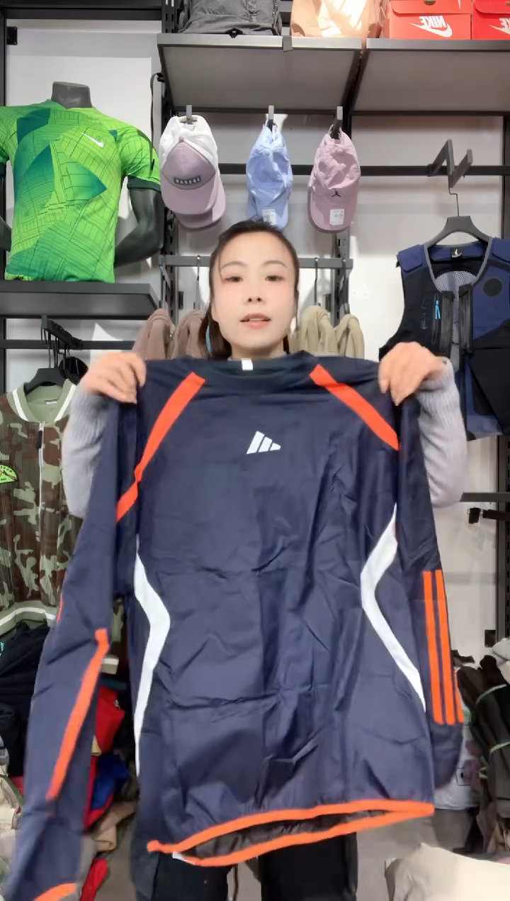 1431 闪购编码  运动卫衣裤以直播间过款为准 尺码.S 170