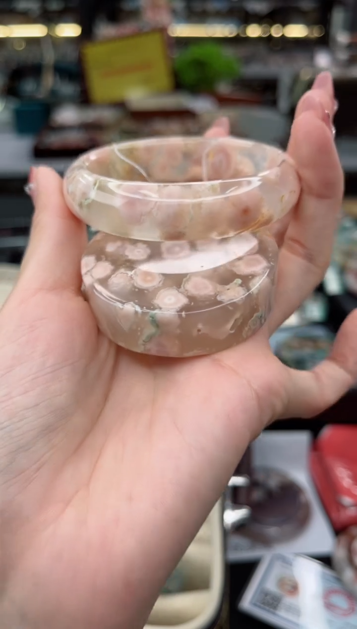 【闪购商品】石英质玉手镯未镶嵌56圈口（赠品镯心）3S9267