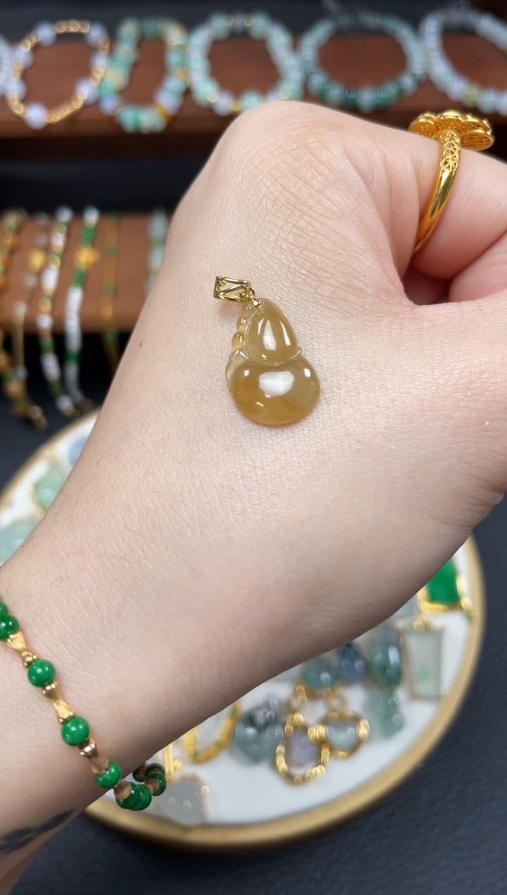 【闪购商品】翡翠吊坠(不含链)18K金镶嵌一个   JK637