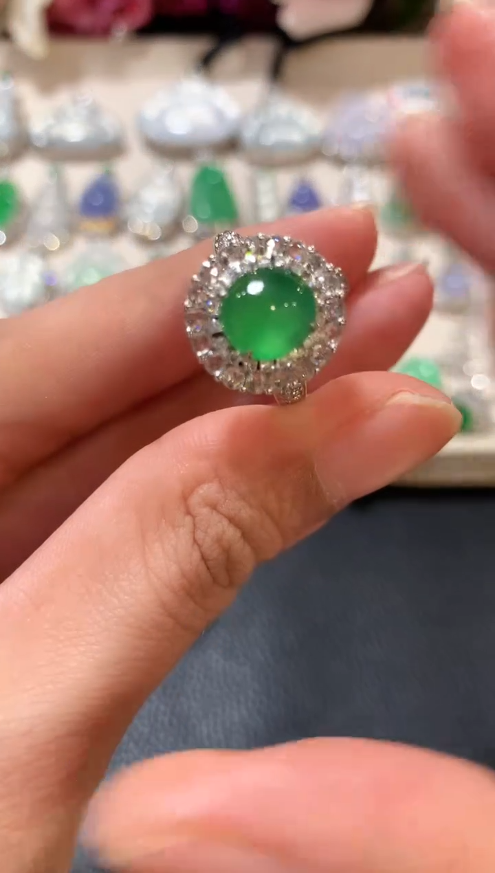 18K金镶嵌戒指翡翠z110  