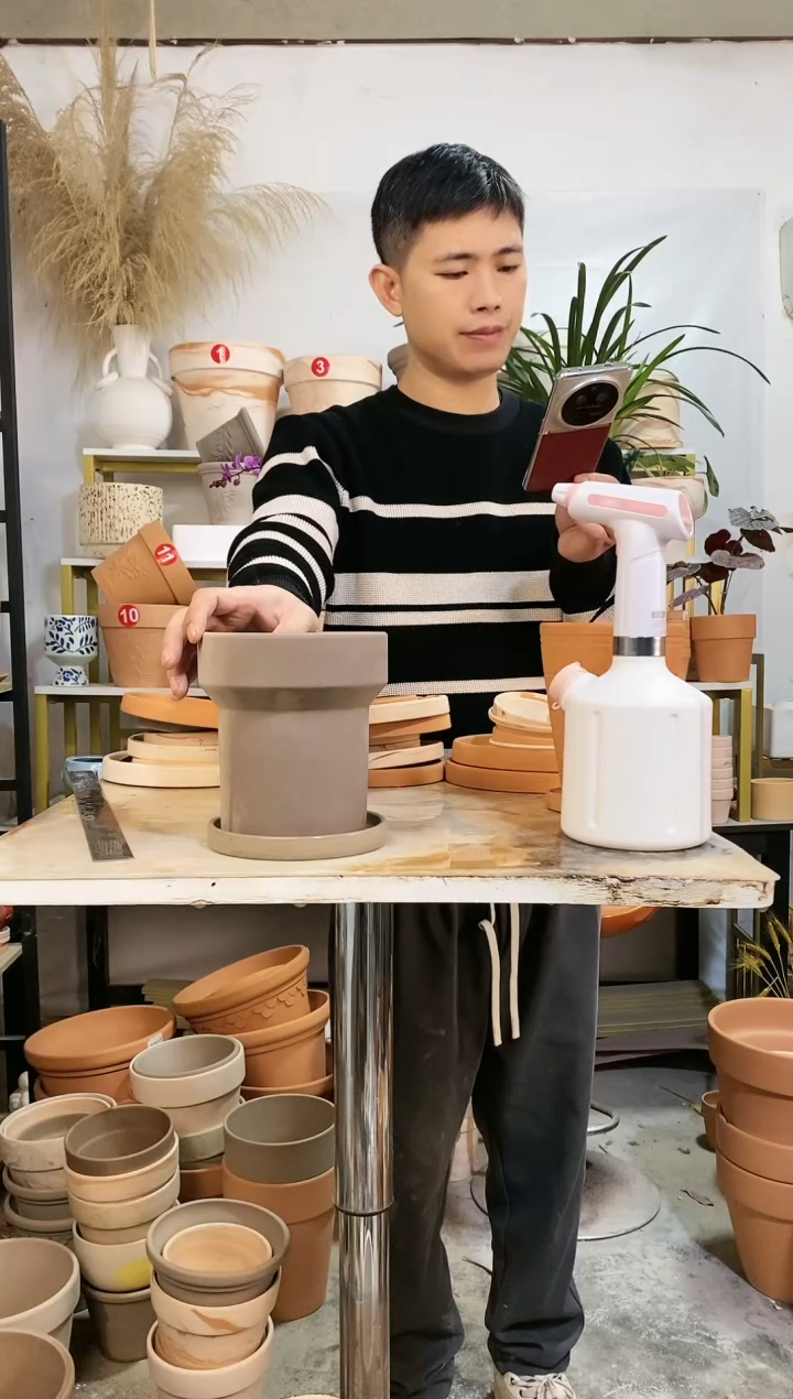 【闪购商品】红陶15*17灰水管盆 1盆1托