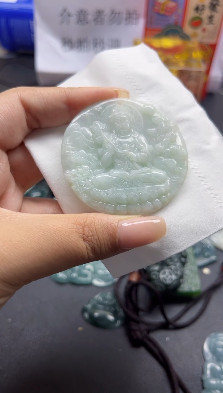 【闪购商品】翡翠颈饰未镶嵌翡翠