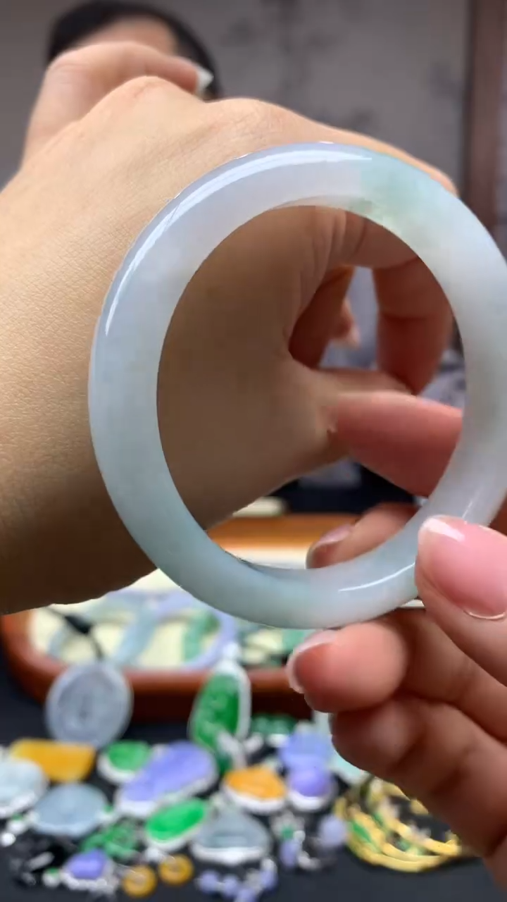 【闪购商品】翡翠手镯未镶嵌8-天然翡翠