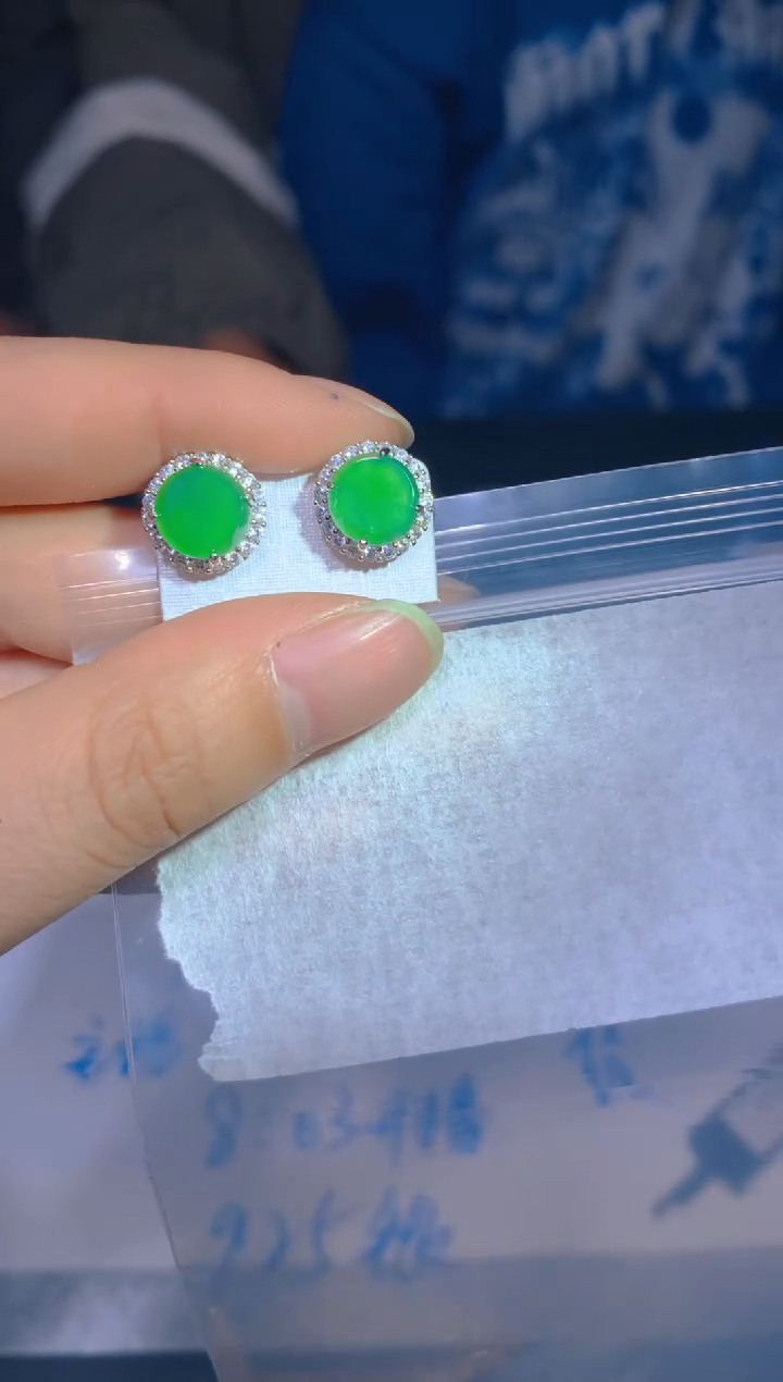 【闪购商品】定制翡翠未镶嵌77定制翡翠多样性发其一