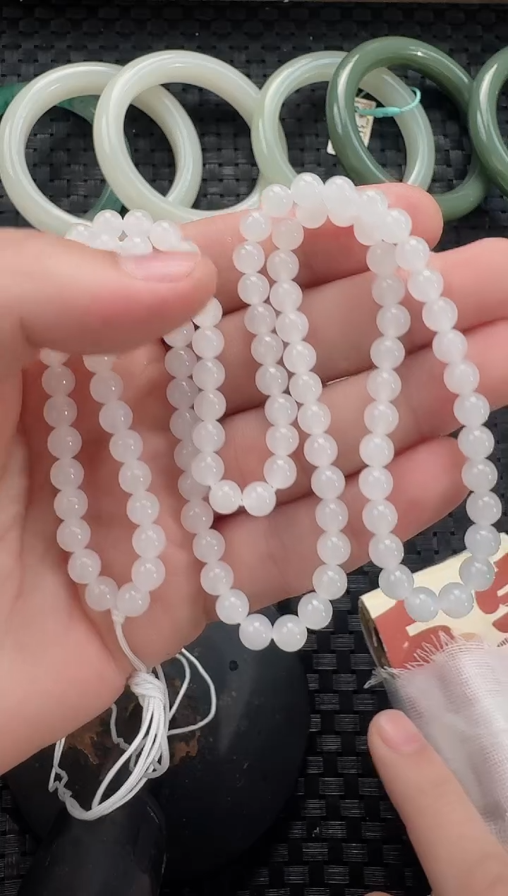 颈饰未镶嵌和田玉6mm108长链（多样性发货拍一发一）
