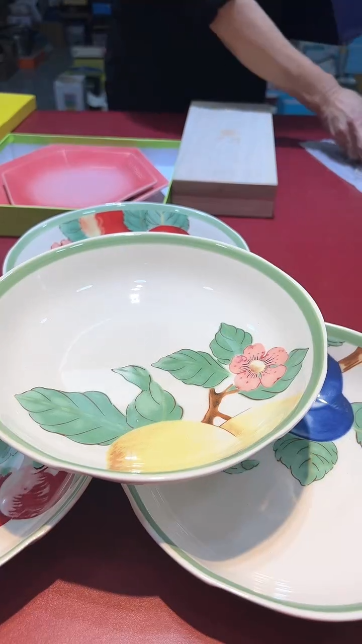 【闪购商品】瓷片11111111111111