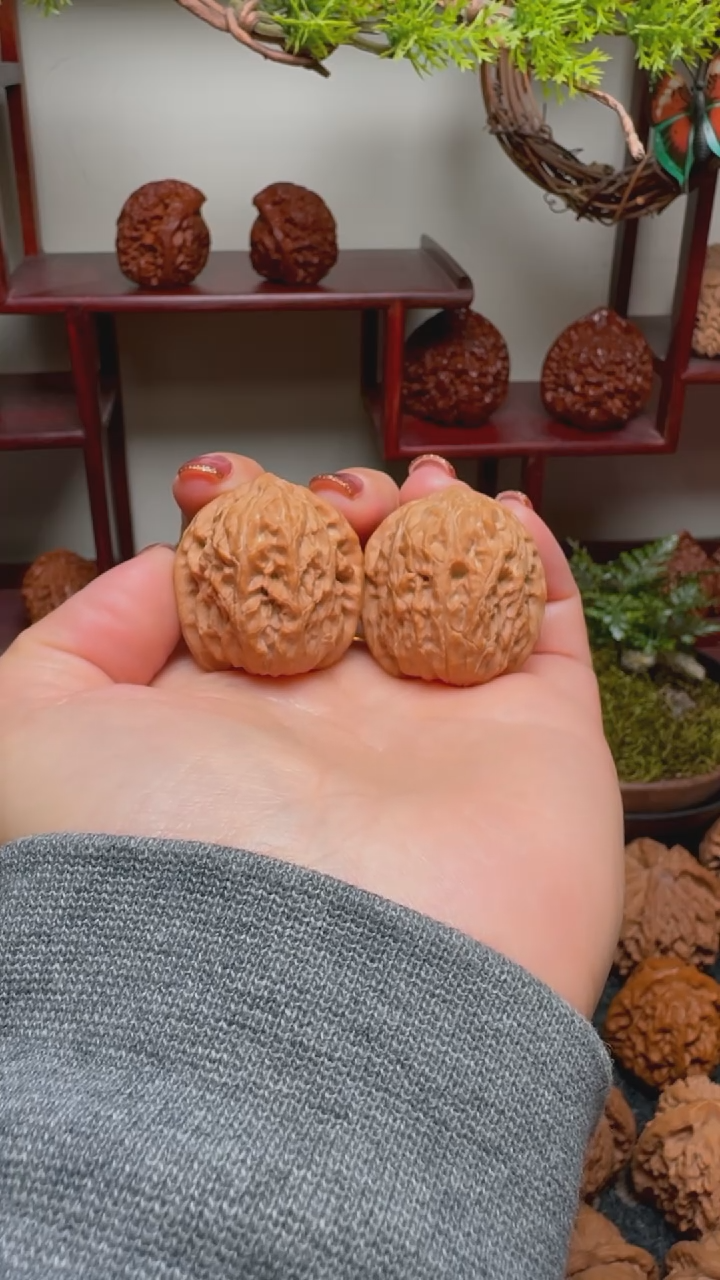 【闪购商品】文玩核桃把件野生原树蒙古包尺寸32