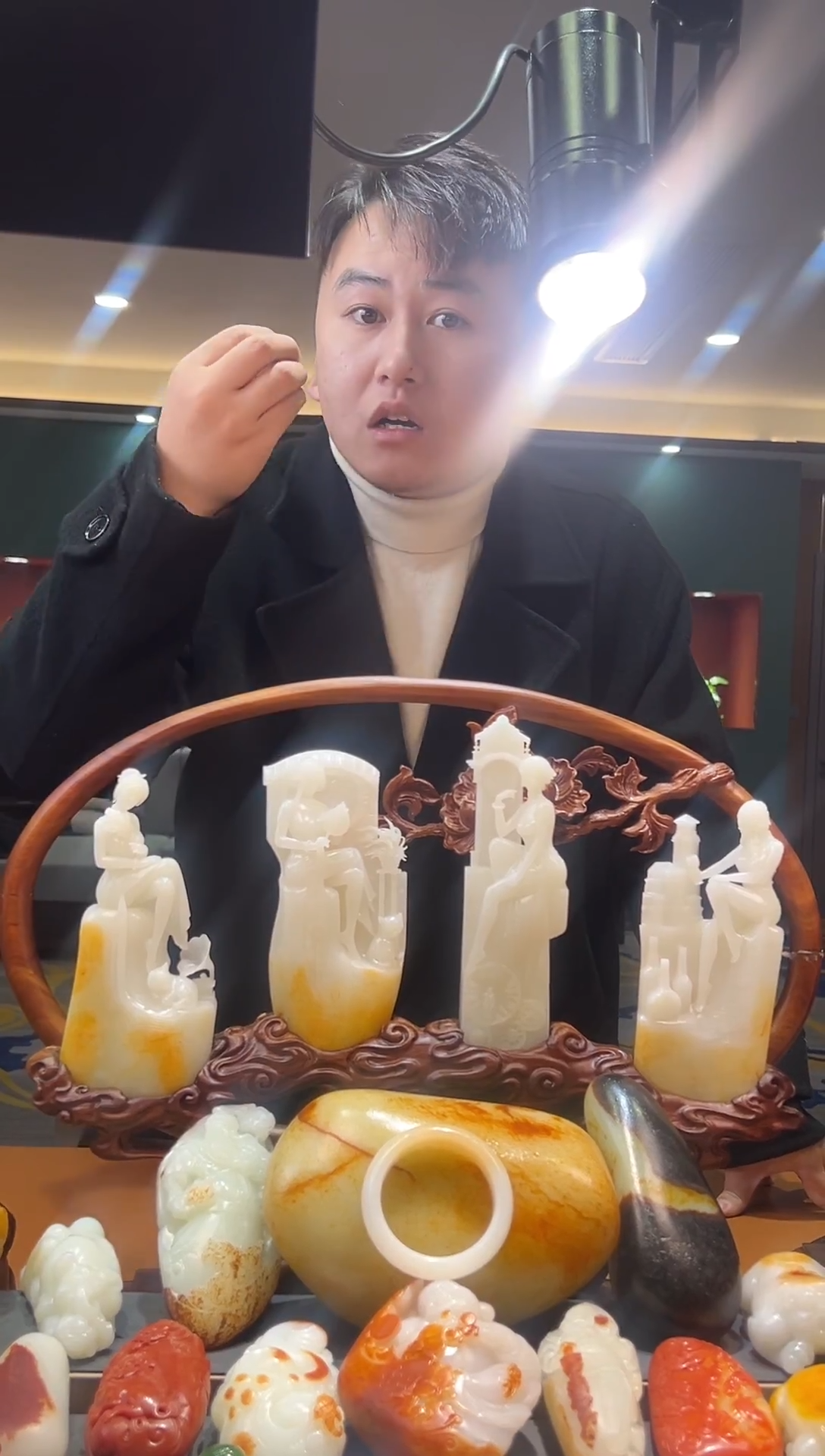 未镶嵌和田玉把件晚**旧和田玉