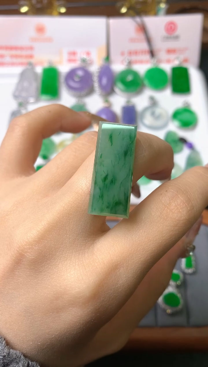 【闪购商品】定制翡翠未镶嵌裸石（镶嵌定制）