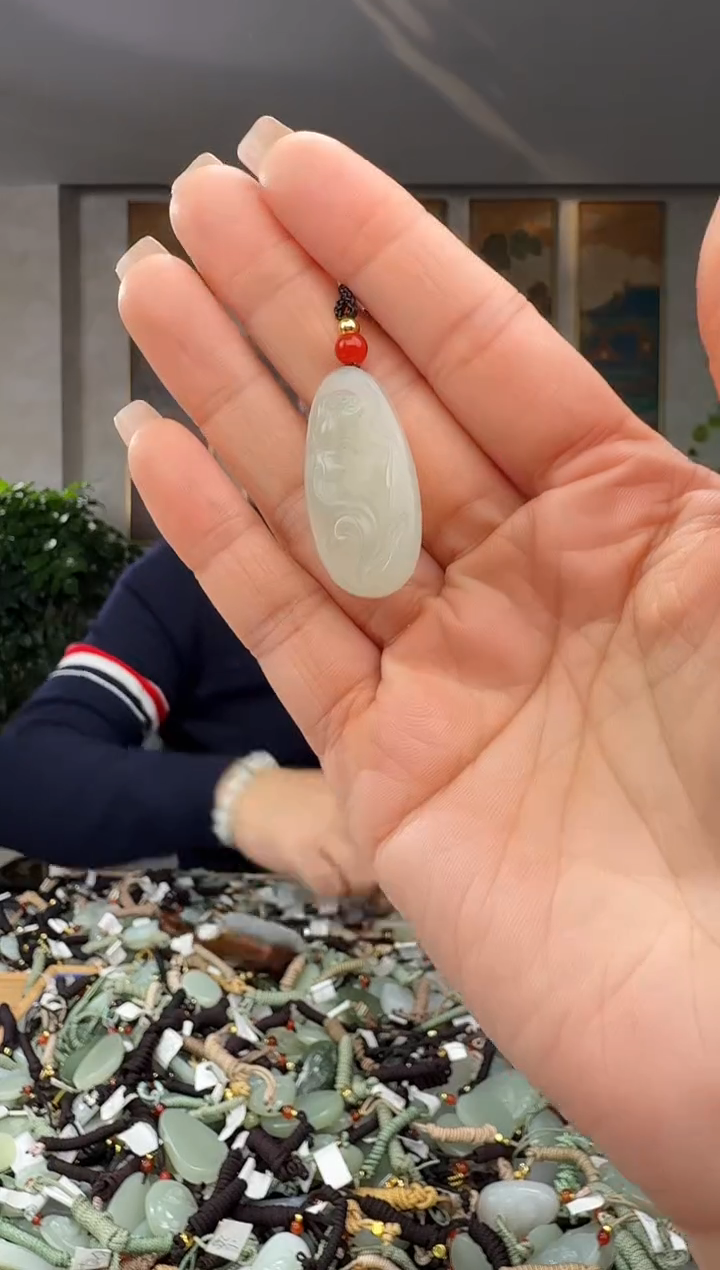 颈饰未镶嵌和田玉拍一发一多样性发货