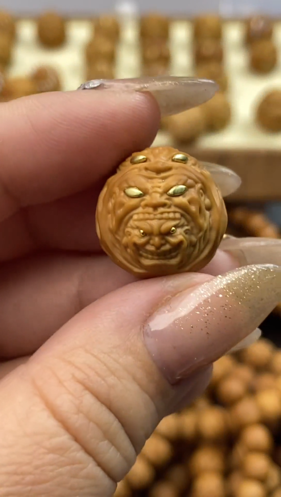 吊坠猴头核桃?35僧中僧