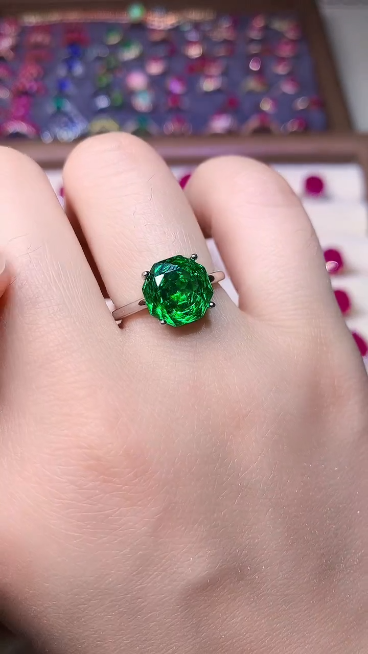 【闪购商品】透辉石戒指银S925镶嵌....