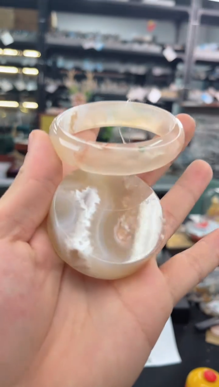 【闪购商品】石英质玉手镯未镶嵌55圈口（赠品镯心）35572165