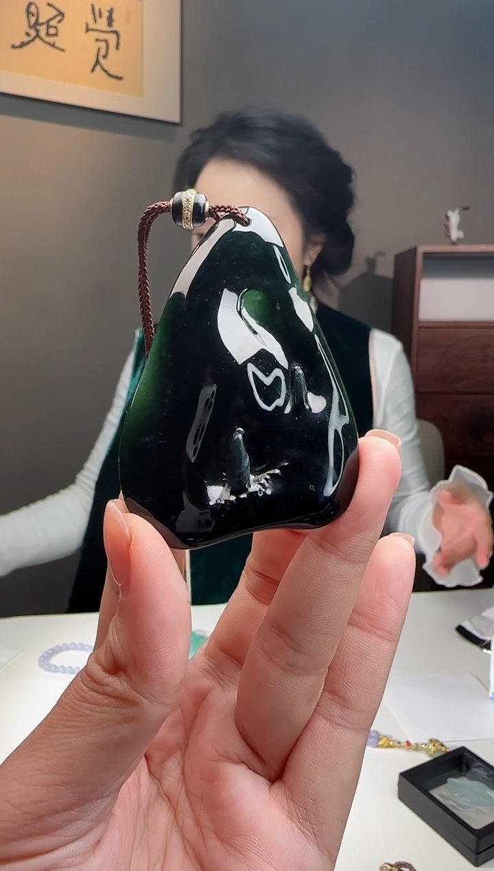 未镶嵌挂件翡翠向光而行