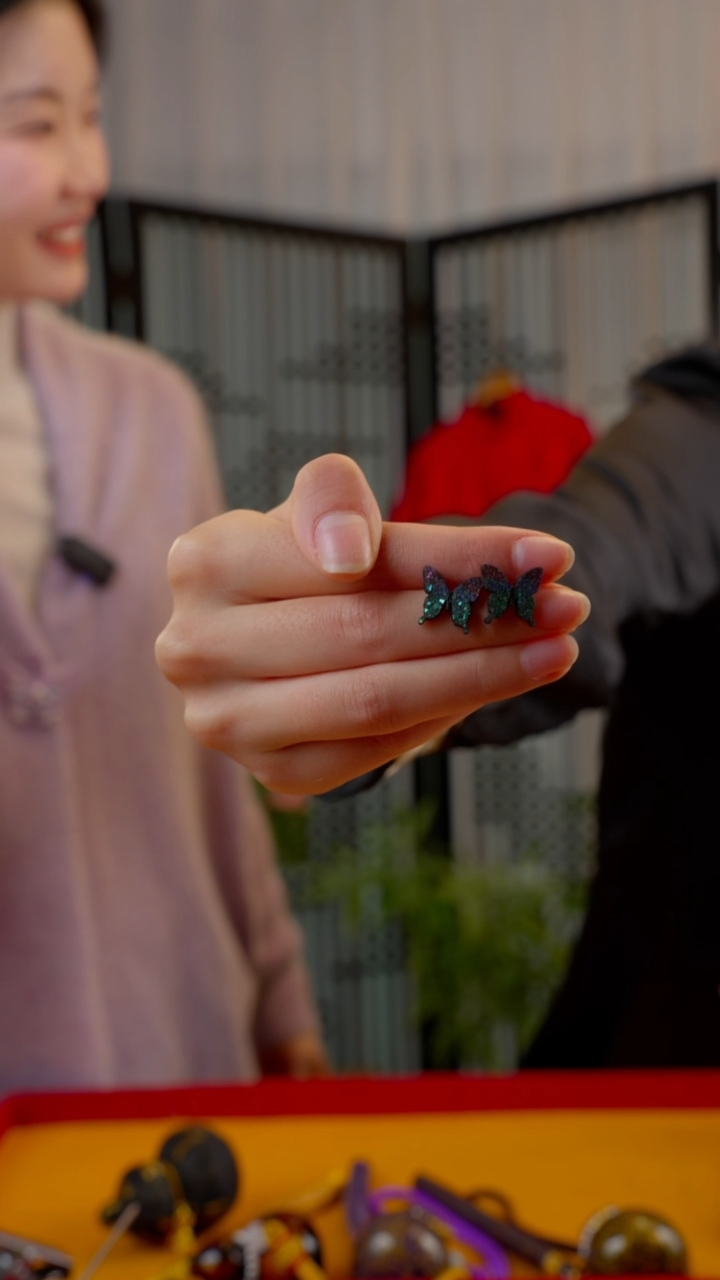 刺绣日*冉非遗绒花苏绣饰品