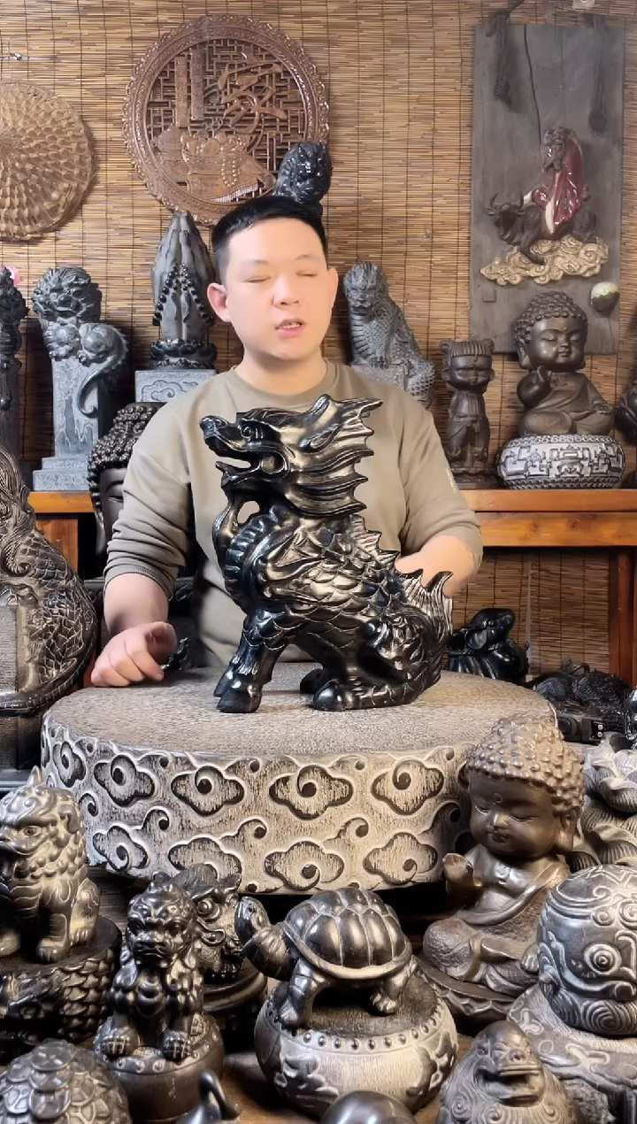 【闪购商品】35火麒麟天然青石雕刻