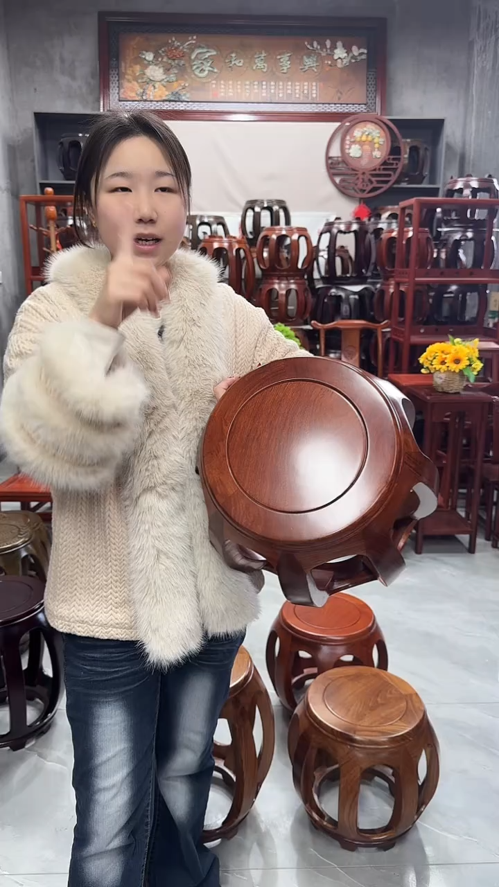 花梨木类家具花梨色大号鼓凳一对（两条）