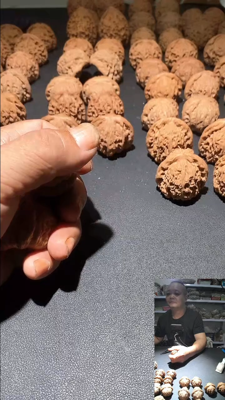 吊坠文玩核桃?****发oi