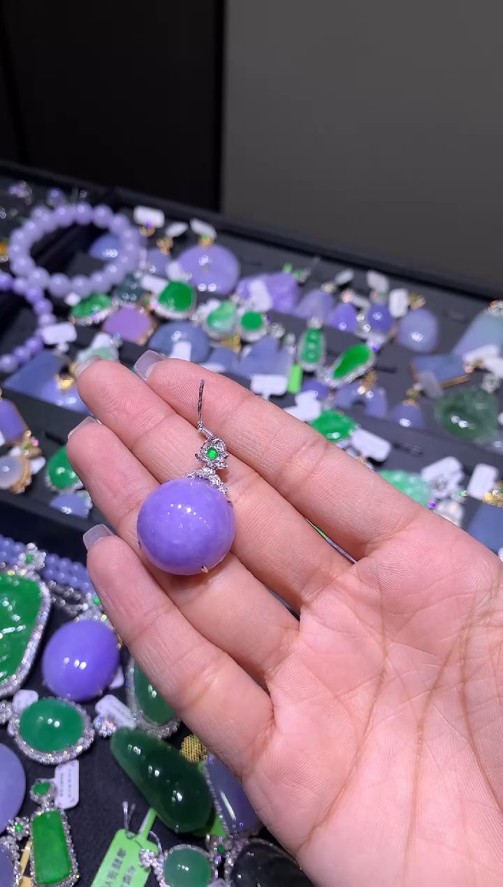 翡翠18K金镶嵌吊坠(不含链)蛋面