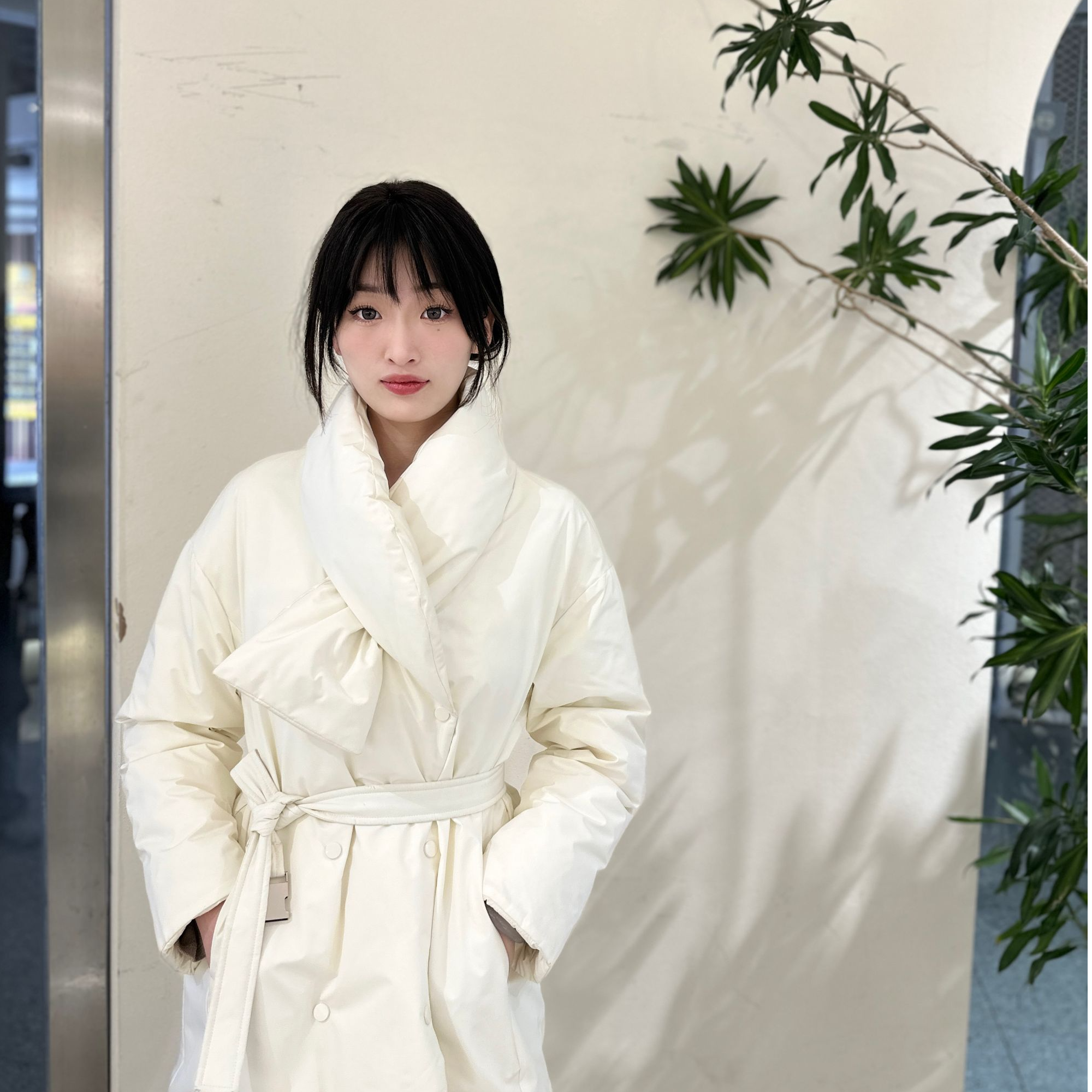 弌末原创白色设计师款羽绒服