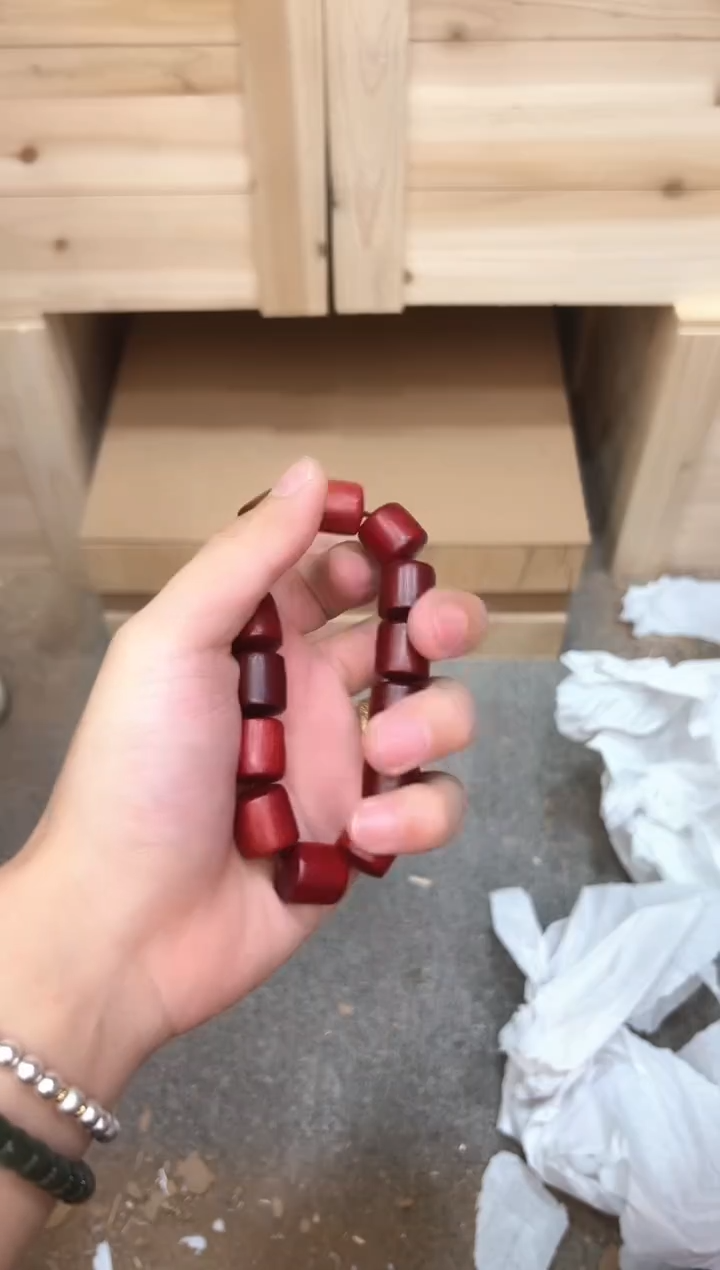 精品手串（无礼盒）@@ys975