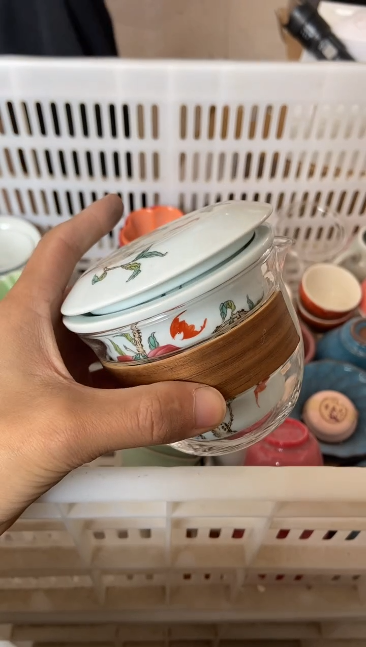 杯子瓷无运费险有瑕疵的摄影的产品有使用过的痕迹有点脏介意勿拍