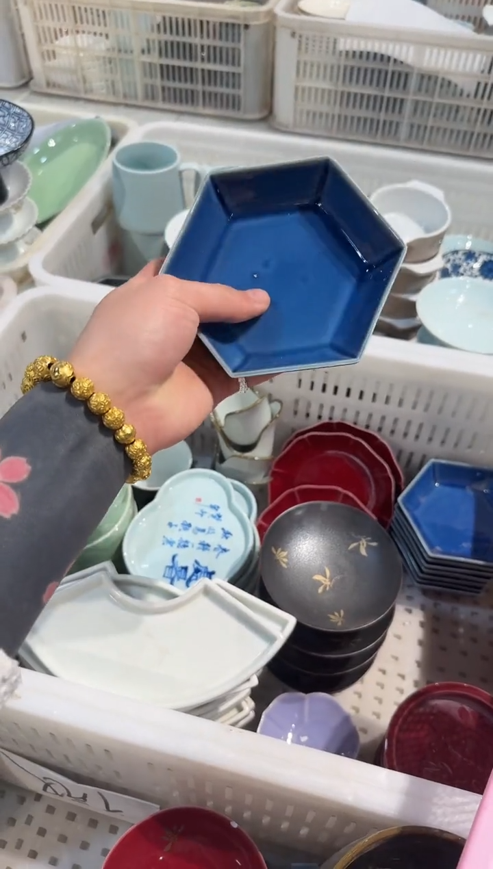 微瑕商品，介意勿拍