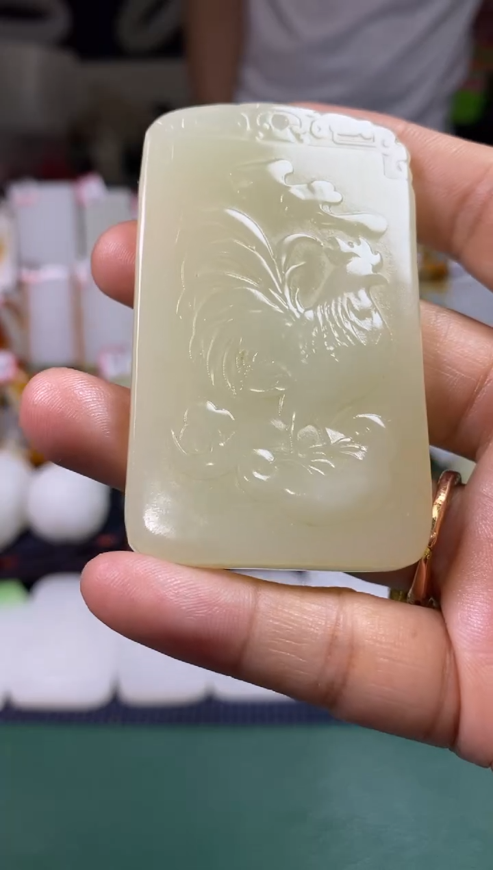 天然玉石未镶嵌颈饰